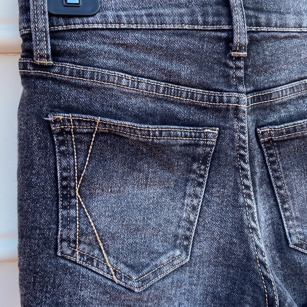 Shorts. - Picture 11 of 12